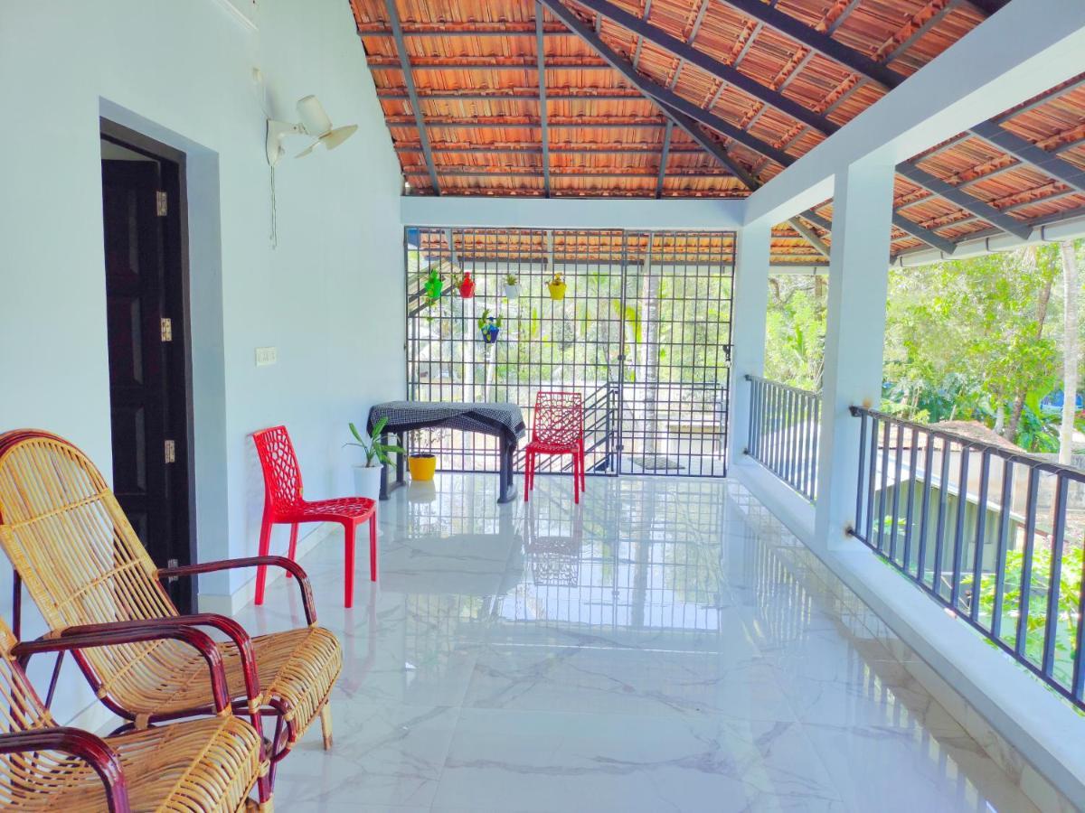 Malhar Marari Homestay Mararikulam Eksteriør bilde